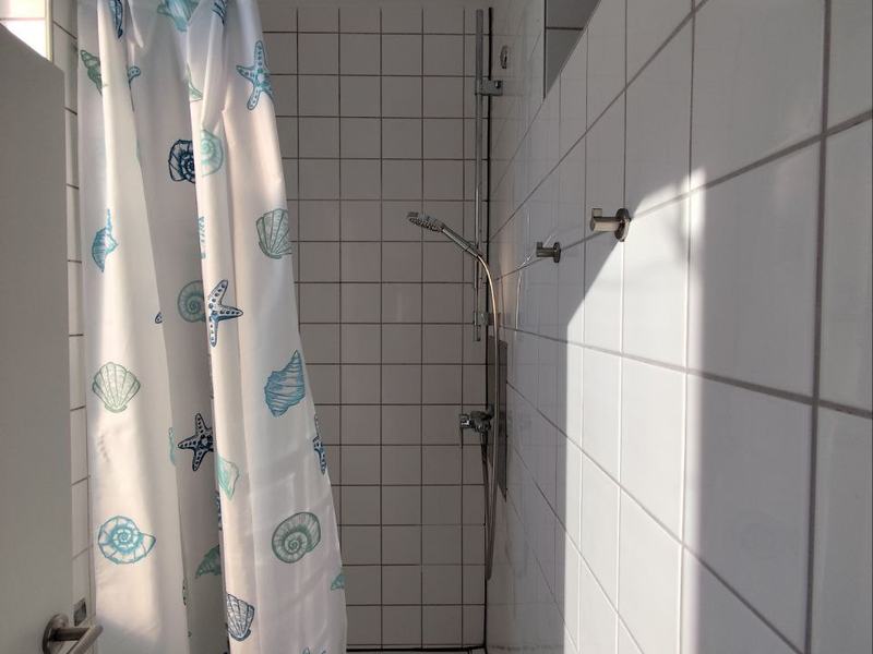 Kleine Dusche